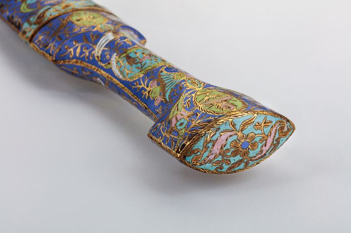 A Jambiya Dagger with enamelled scabbard and hilt | MasterArt